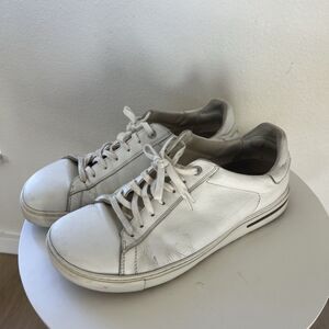 Birkenstock Bend Low Top White‎ Leather Women’s Size 11/ Mens Size 9 EU 42